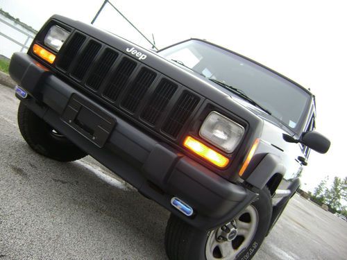 1998 jeep cherokee xj sport high output 4.0 4wd low low miles!!!  99 97 96 00 01