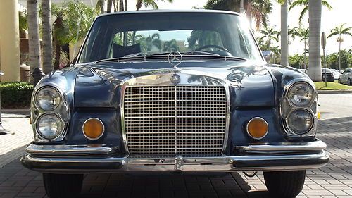 1972 mercedes benz 280 sel 4.5. showroom condition with original 66,100 miles.