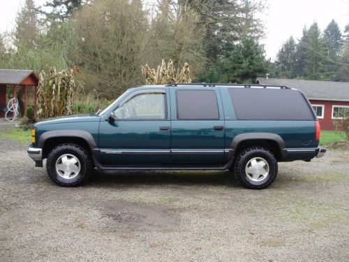1998 gmc suburban sierra sle 1500 4wd,rust free,very straight &amp; clean