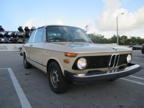 1976 bmw 2002 auto, sahara beige in good condition no rust!!!!