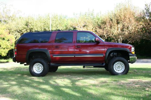 2001 chevy suburban 1500 lt 4x4 fully loaded 5.3 l serviced excellent condition