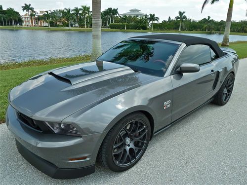 2011 ford mustang gt5.0 convertible special. read the listing.