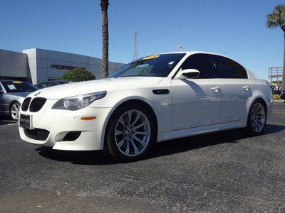 Beautiful 2008 bmw m5 low miles! loaded with options! fresh trade in!
