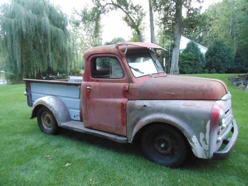 Dodge truck 1948 b-1 pilot house shortbox,classic barn find.original 6cyl  runs