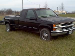 Chevrolet 3500 pickup truck dually black extended cab fifth wheel