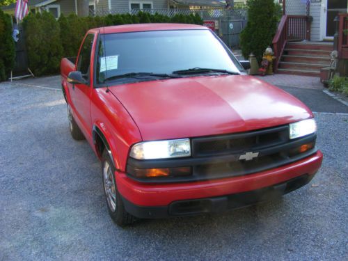 Very good running s-10 pickup..nys inspected