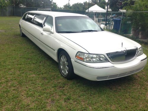 2006 lincoln town car stretch limousine dabryan 120&#034; one owner just 67k miles