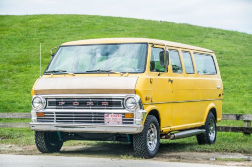 1972 ford econoline e300 chateau wagon