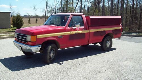 1990 ford f-250 with utility body and hydraulic tommy lift