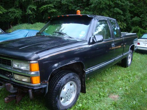 1994 chevrolet silverado,fisher minute mount plow,many new parts,needs work