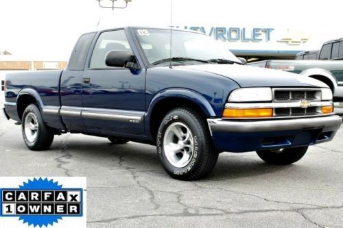 Used chevrolet s-10 extra cab 2wd pickup trucks 4x2 automatic truck we finance