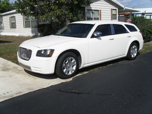 2006 dodge magnum 2006 with new motor
