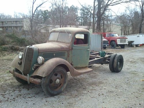 1937 ford truck 1 1/2 ton