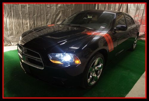 No reserve!!!, charger rt, leather, nav, hid, loaded, only 11k