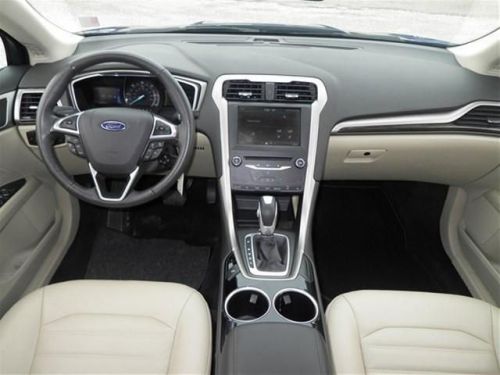 2013 ford fusion hybrid se