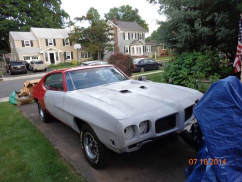 1970 pontiac gto in need of finishing your way!!!