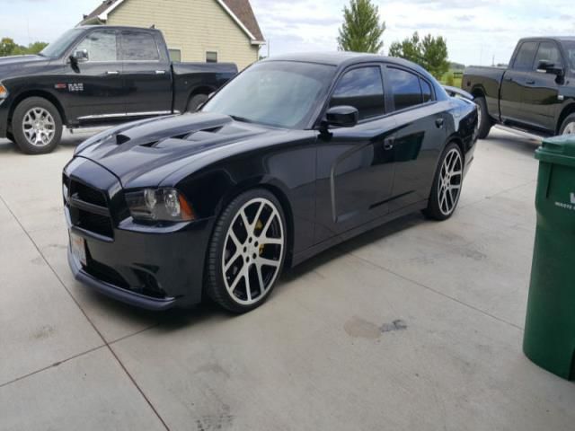 Dodge: charger rt plus