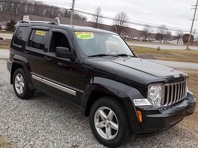 2009 jeep liberty ltd, one owner, no accidents, 4x4, like new in and out