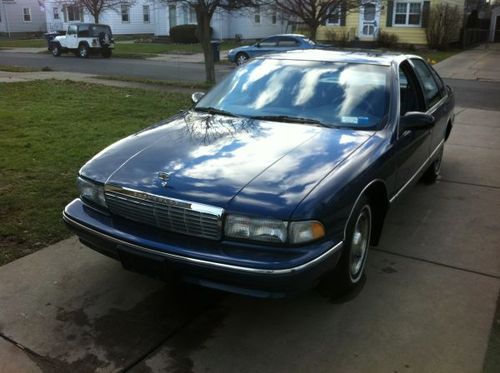 1996 caprice classic port injected v8 alloys 32k  miles mint no rust