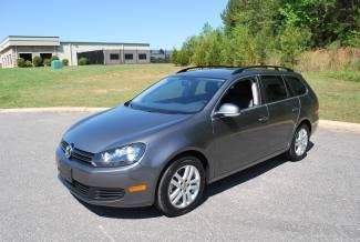 2012 jetta tdi wagon grey/black only 3k miles like new in and out