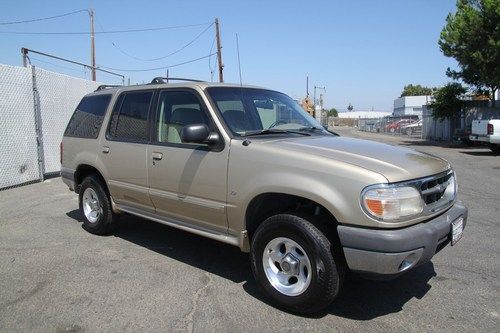 2001 ford explorer xlt 2wd automatic 8 cylinder no reserve