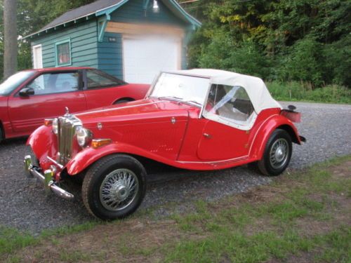 1951 mgt kit car with 1970 vw engine red convertable newer top garaged