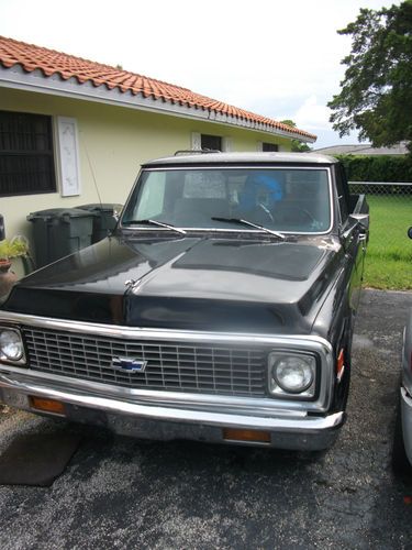 1972 chevy c10 pick up truck, black 350 engine, automatic transmission