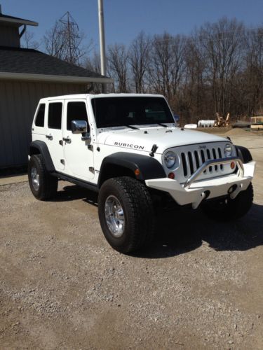2012 jeep wrangler unlimited rubicon custom 4x4 four door white 4wd like new