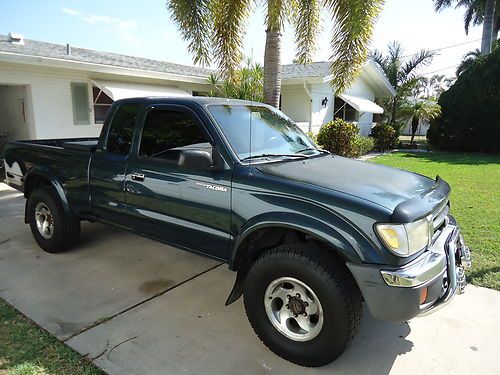 1998 toyota tacoma 4 x 4 extended cab 4wd sr5 automatic v6  *** no reserve ***