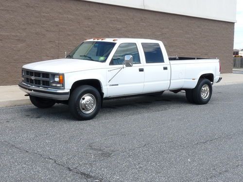1998 chevrolet k3500 crew cab 5.7l. 4wd. dually. 97k. very clean. runs excellent