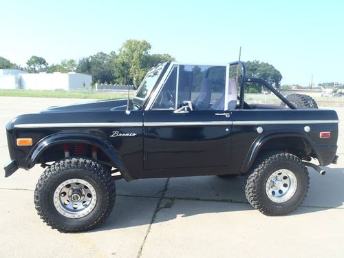 1971 classic ford bronco.