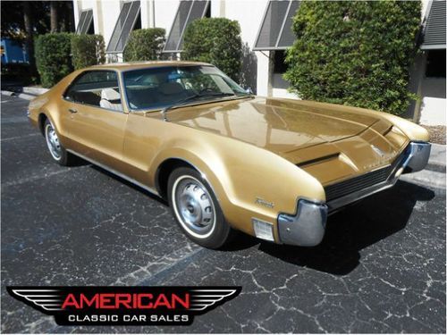 No reserve 5 day auction 1966 oldsmobile toronado in trumpet gold