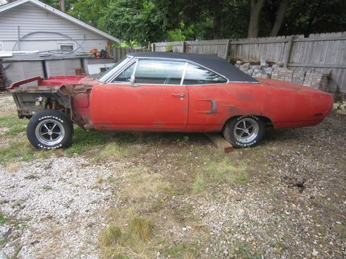 70 plymouth roadrunner tn hardtop project car- body only + title w/magnum 500's