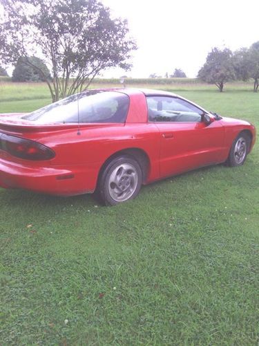 1995 red firebird 3.4 v6 t-tops 2 door  car