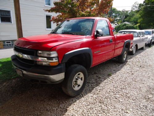 2002 chevy 2500hd, solid truck, not rusted, automatic, needs motor