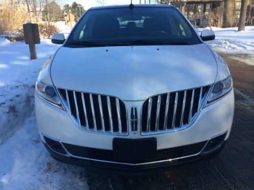 2011 lincoln mkx fully loaded, sunroof, leather, awd, flood, no reserve!!