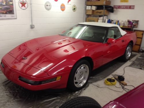 1992 red corvette convertible