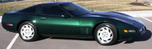 1992 chevrolet corvette base hatchback 2-door 5.7l 16,634 mi 6 speed dk green