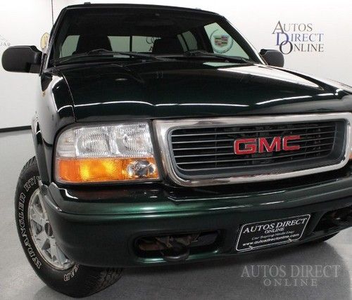 We finance 02 sonoma crew cab sls 4wd low miles one owner cd stereo tonneau 22k