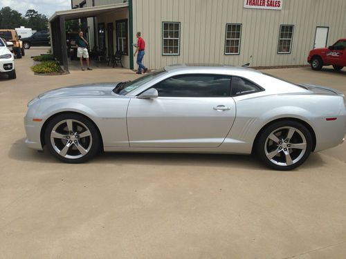 2010 silver camaro ss with 698 horsepower