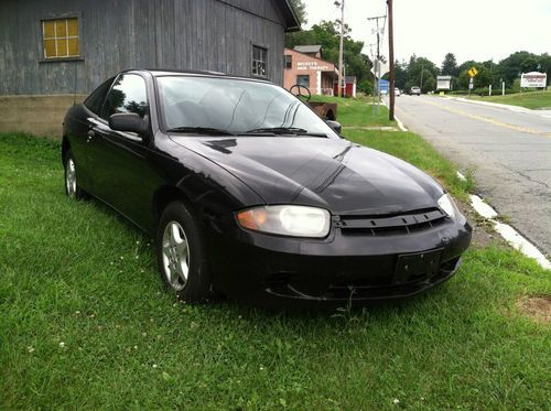 2004 chevy cavalier coupe 2-door 2.2 dohc 5 speed stick, cold ac, alpine stereo!