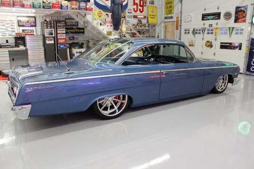 1962 belair bubbletop  frame off 4 speed air ride 19 and 20''  billet wheels