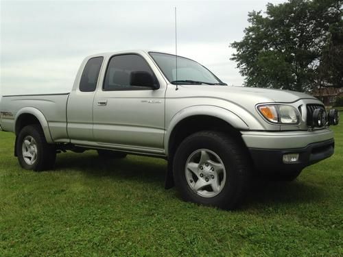 2002 toyota tacoma dlx extended cab pickup 2-door 3.4l