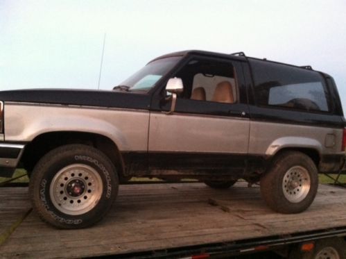 1989 ford bronco 2