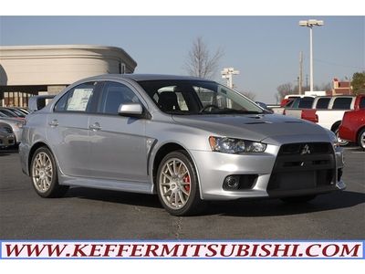 Gsr new manual 2.0l bluetooth traction control - abs and driveline rear defogger