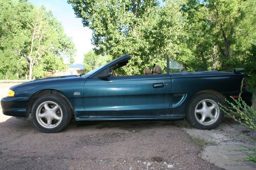 1995 ford mustang gt convertible