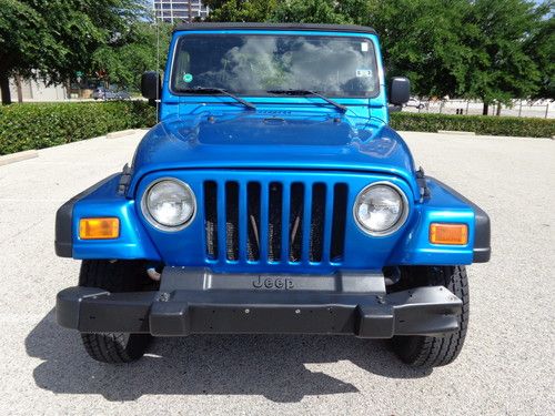 Tx 03 jeep wrangler 5 speed manual 4x4 cold a/c clean new tires new clutch