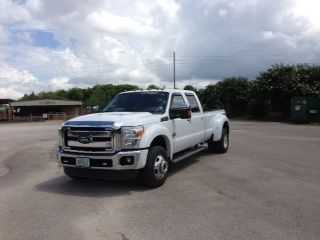 Ford: loaded 2011 white f450 lariat 4x4  showroom condition
