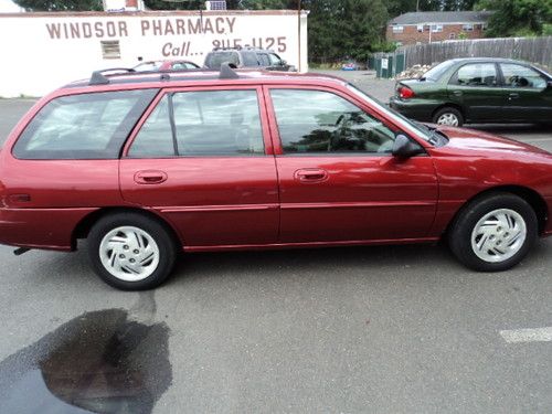 1998 ford escort se wagon 4-door 2.0l automatic super clean 63000miles