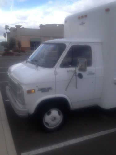 1984 chevy security surveillance van only, i repeat only 7,900 miles!